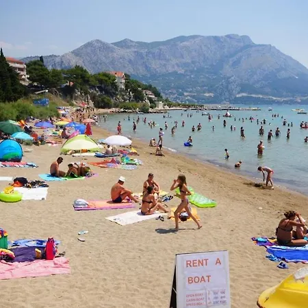 Apartment In With Sea View, Balcony, Air Conditioning, Wi-fi