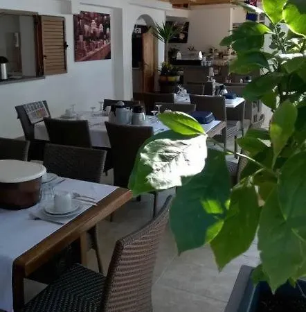 In With Sea View, Balcony, Air Conditioning, Wi-fi
