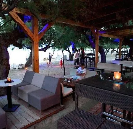 In With Sea View, Balcony, Air Conditioning, Wi-fi Apartment Duće